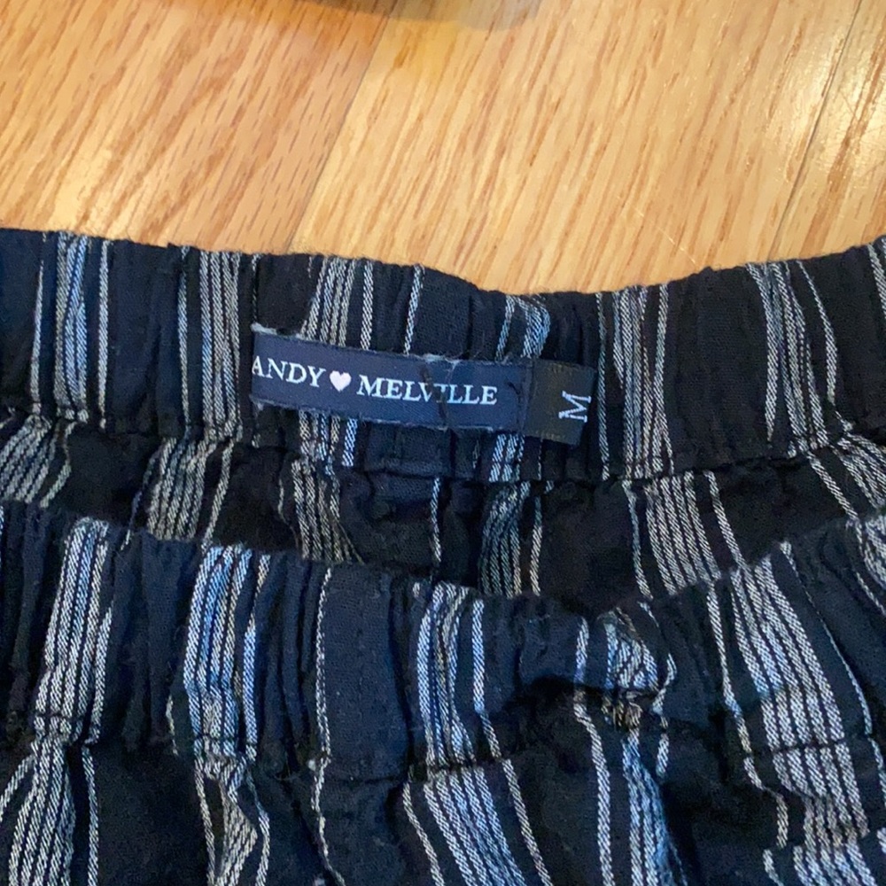 Brandy Melville Shorts - Picture 2 of 2